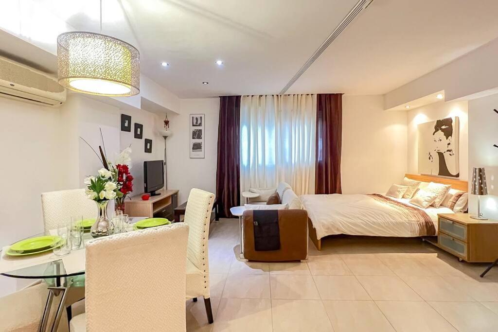 Apartemen Oleholidays Panorama Junto Al Mar